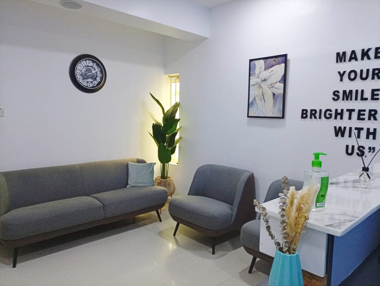 OralFix Dental Clinic waiting area